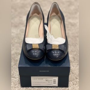 Like Nee Cole Haan Air Talia Bow Wedge, Navy, 11